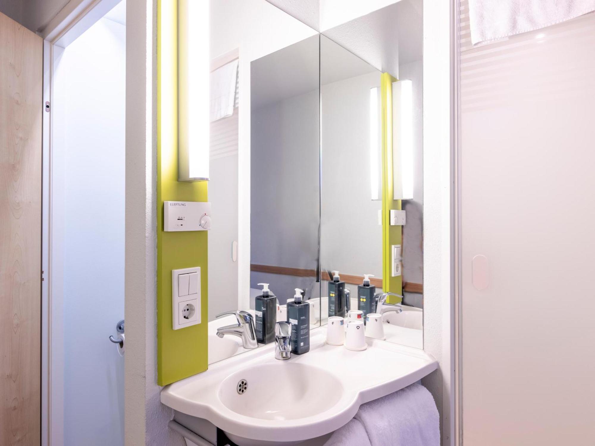 B&B Hotel Bremen-Sued Εξωτερικό φωτογραφία